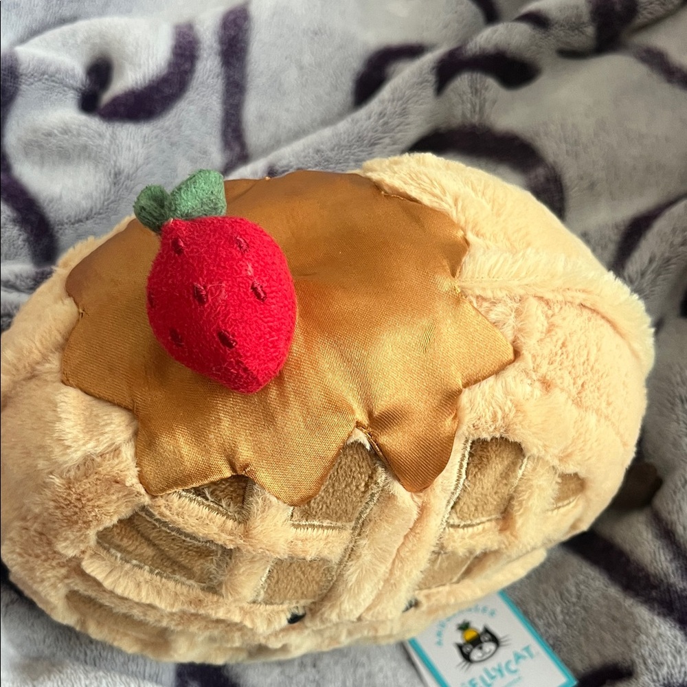 Jellycat Rene Waffle🧇🍓 - Picture 2 of 4